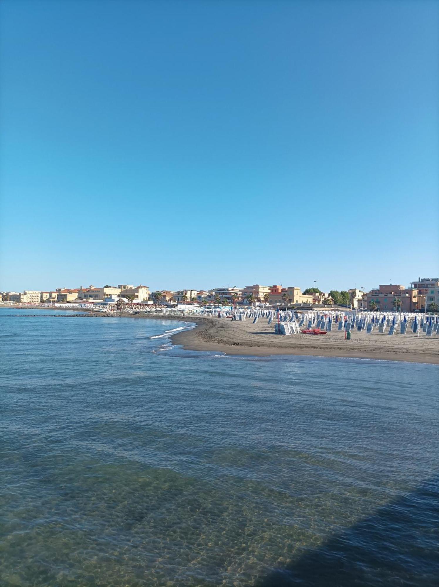 Attico Con Terrazza In Via Dei Traghetti Daire Lido di Ostia Dış mekan fotoğraf