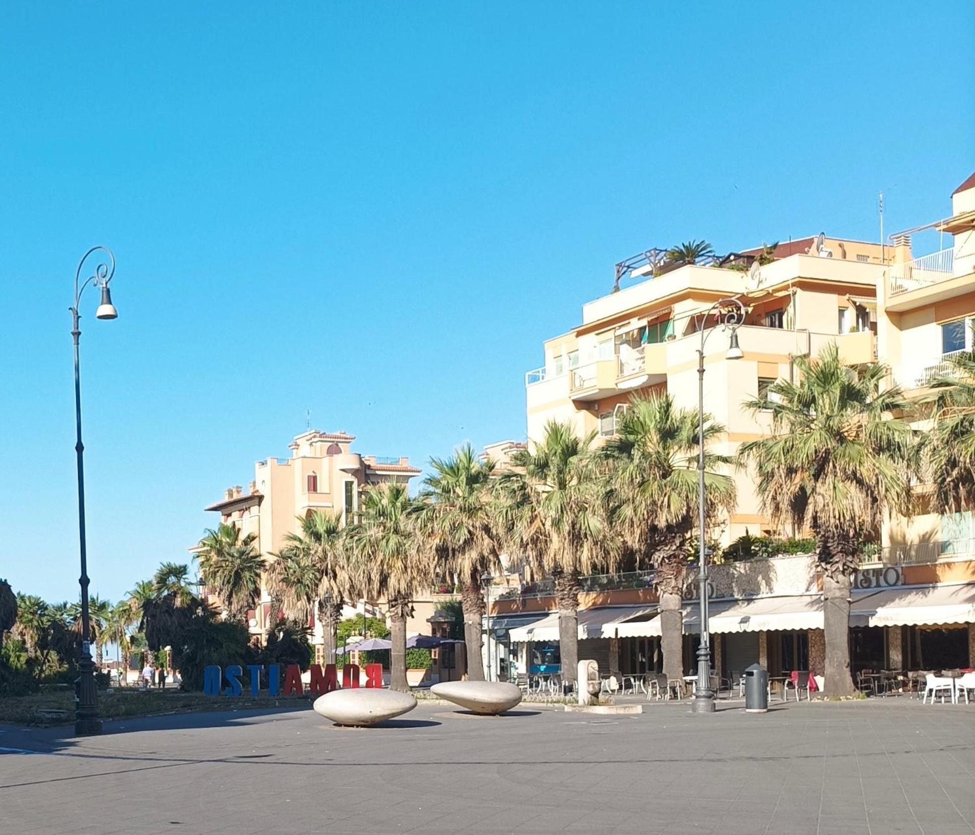 Attico Con Terrazza In Via Dei Traghetti Daire Lido di Ostia Dış mekan fotoğraf